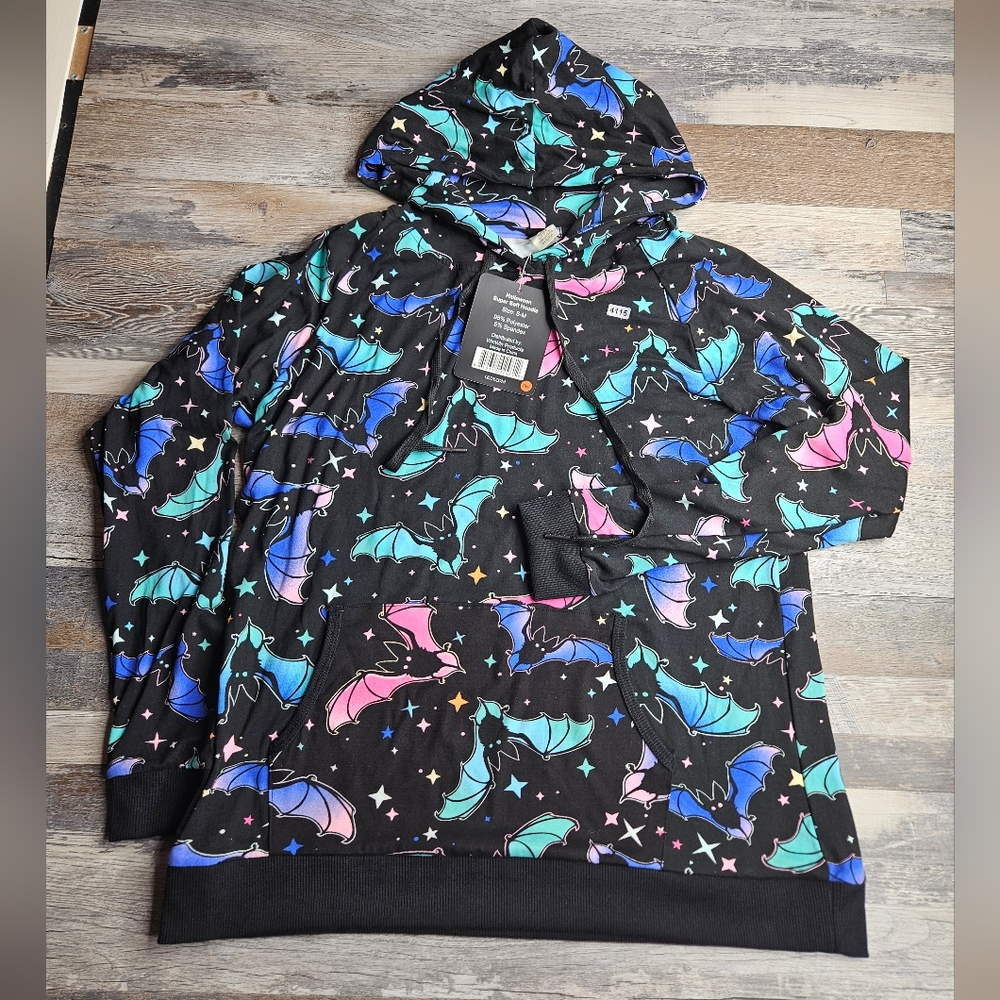 HALLOWEEN Super Soft Hoodie Black With Bats Size Small/medium NEW